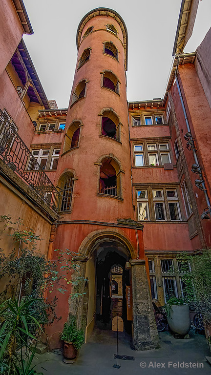 Lyon