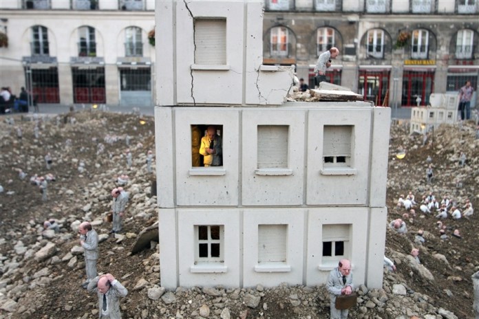 By Isaac in Nantes, France 8