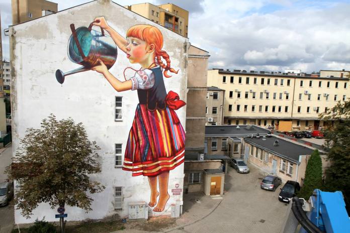 Mural by Natalii Rak at Folk on the Street in Białymstoku, Poland 4
