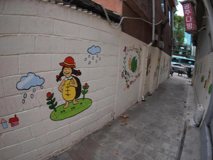 Street Art from Seoul Area, South Korea. Photo by Mark Johnson 38