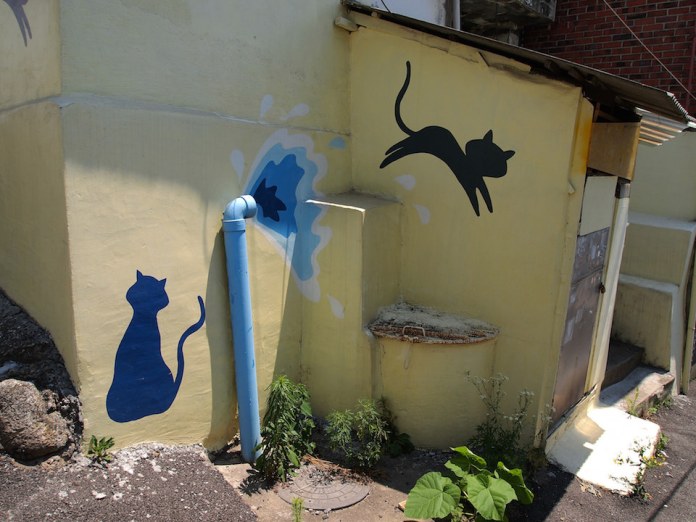 Street Art from Seoul Area, South Korea. Photo by Mark Johnson 63