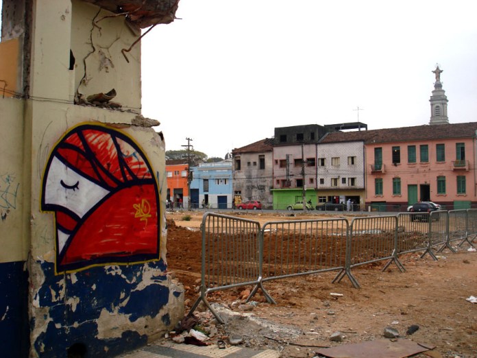 Street Art by SAO in São Paulo, Brazil1 14