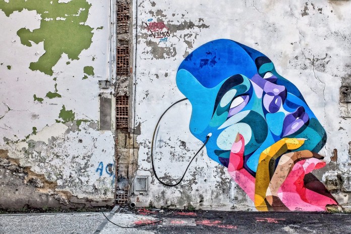 Street Art by Alber Vtimes in Old Bordeaux, France. Photos by Isafan 33.