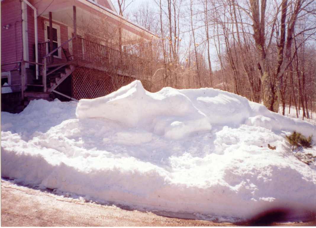 581633