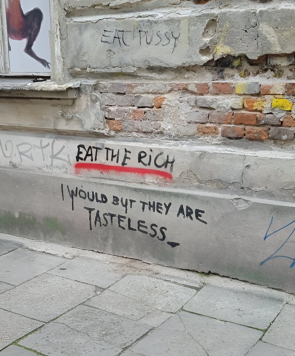 581860