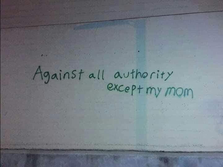 581890