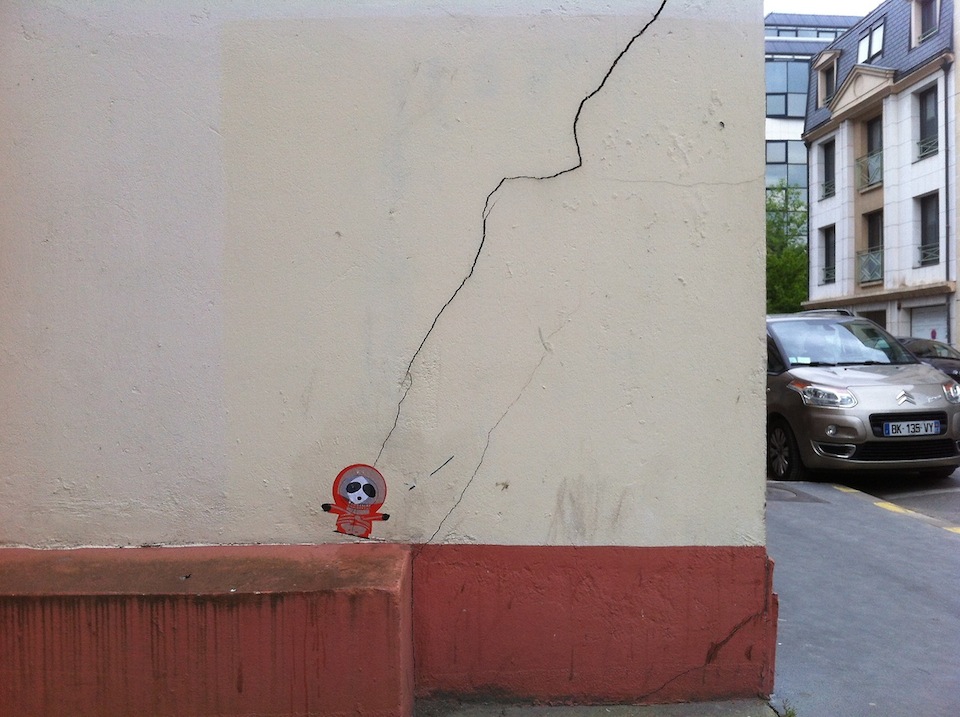 Who killed Kenny. Street Art by memeIRL in France 1