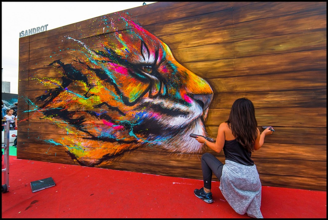 #streetart #tiger by #Sandrot at Underground Effect 4. In La Défense, #Paris, #France