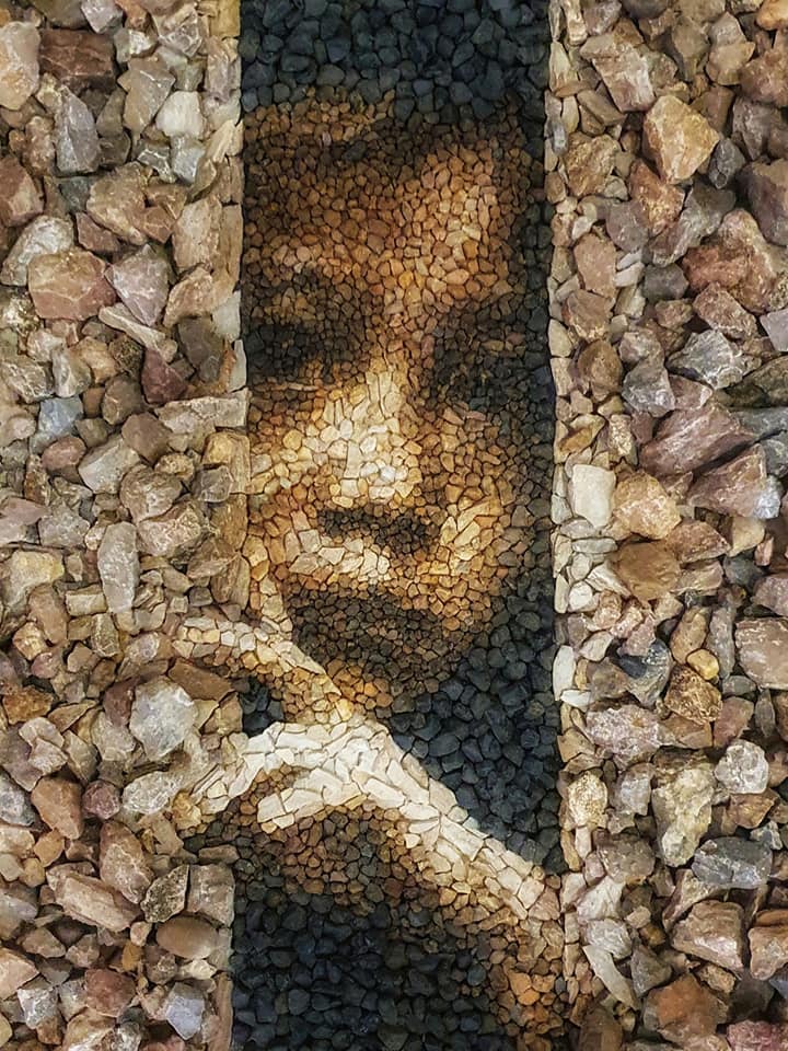 596694