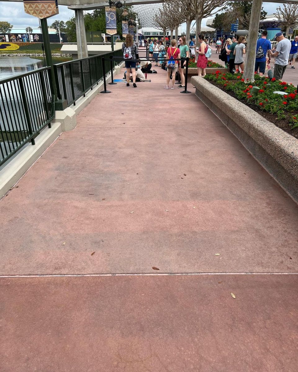 598390