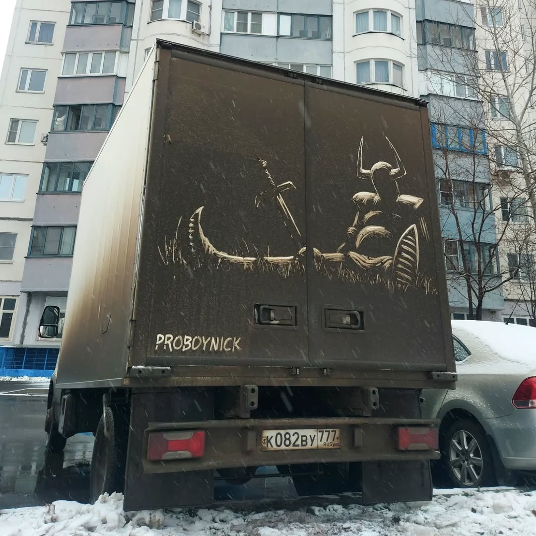 605583