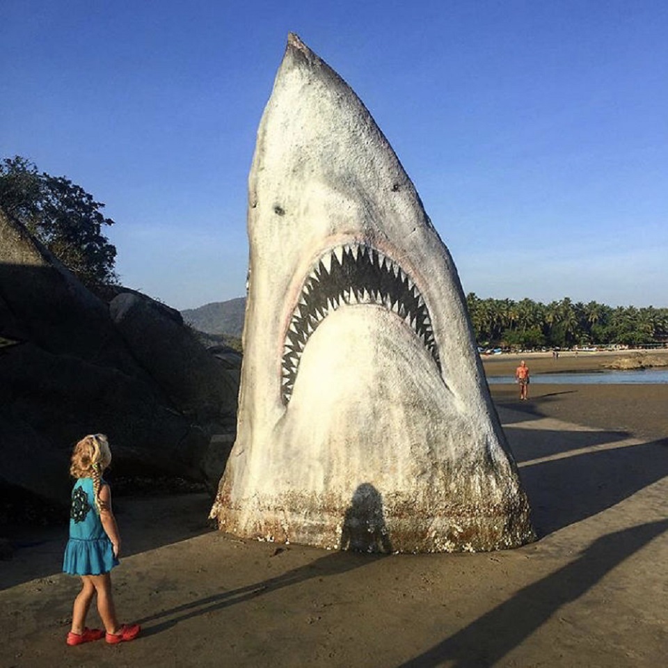 610960