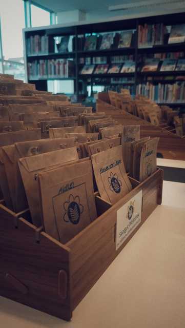 A seed exchange in a public library.