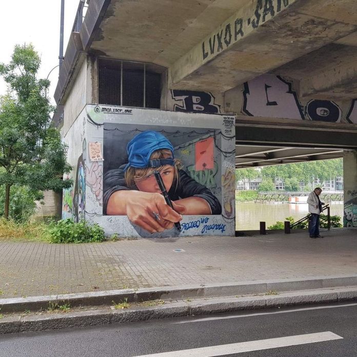 3d street art graffiti by Braga last1 in Nantes, France 