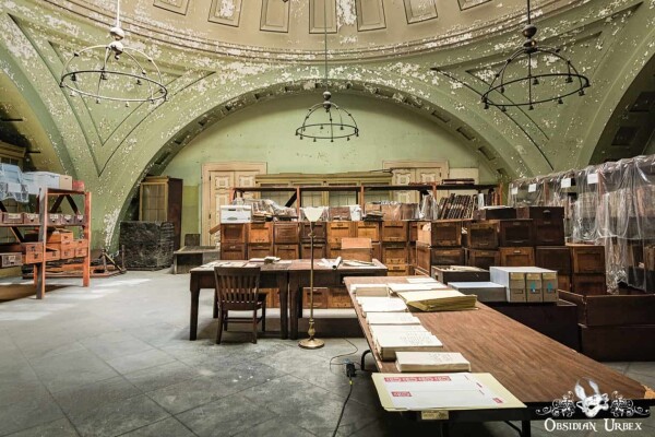 Disused library 