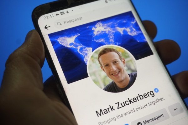 Facebook już jest płatny. Zapłaciłbyś tyle za więcej możliwości?
