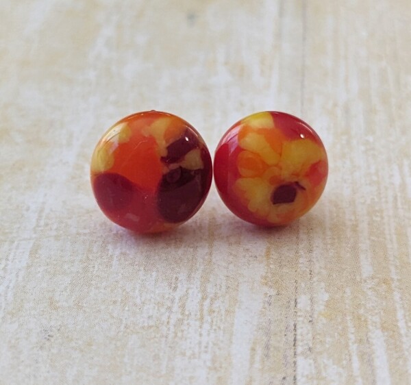 lava glass studs 