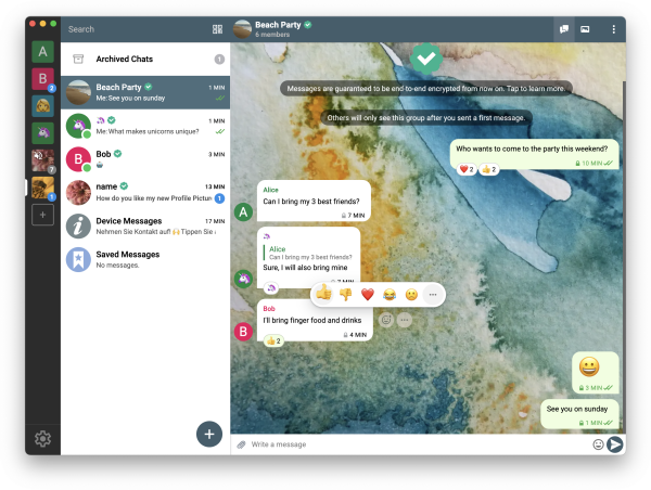 Screenshot of the main interface of Delta Chat.
Showing; profiles overview, chat overview and a chat thread.