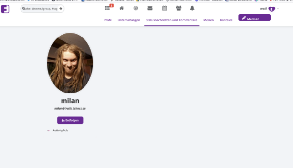 Die Profilansicht von MIlan, mann sieht nur das Avatarbild, während die rechte Seite leer bleibt.