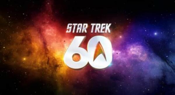 „Star Trek 60“ Logo, bunte Nebel im Hintergrund 